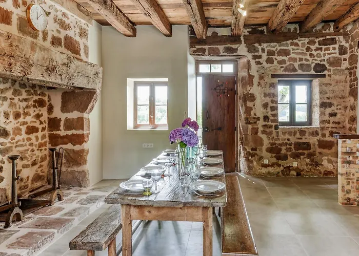 Tranquil With Private Pool Teillots