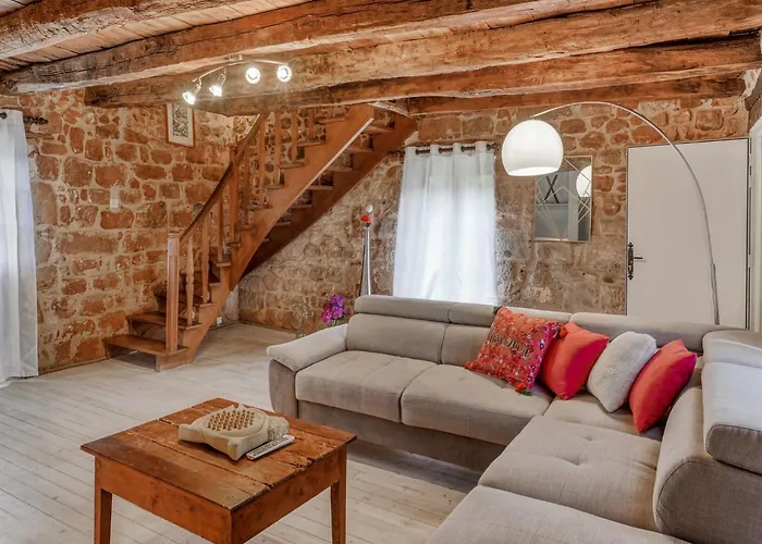 Tranquil With Private Pool Teillots