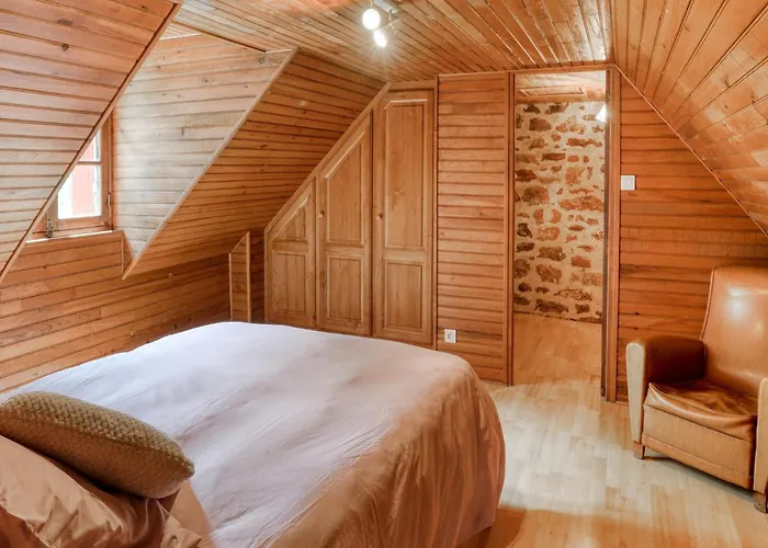 Prázdninový dům Tranquil With Private Pool